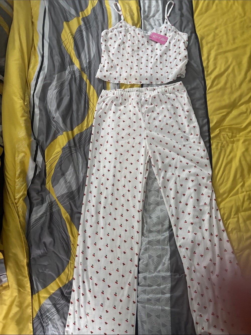 Women’s White Cherry Print Pajama Set – Crop Tank & Wide-Leg Pants
